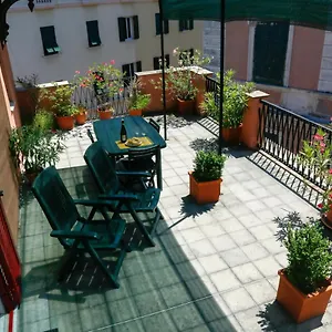 Appartamento La Casa Del Viaggiatore, Genova